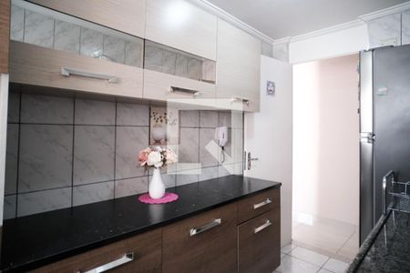 Cozinha de apartamento à venda com 2 quartos, 56m² em Jardim Danfer, São Paulo