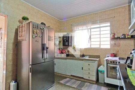 Casa à venda com 270m², 2 quartos e 2 vagasCozinha