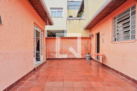 Casa à venda com 270m², 2 quartos e 2 vagasÁrea externa