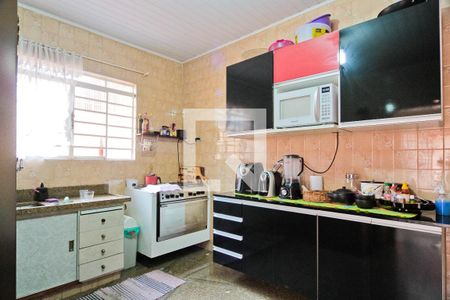 Casa à venda com 270m², 2 quartos e 2 vagasCozinha