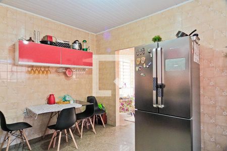 Casa à venda com 270m², 2 quartos e 2 vagasCozinha