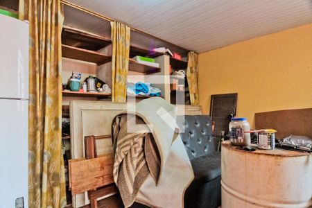 Casa à venda com 270m², 2 quartos e 2 vagasQuarto de Serviço