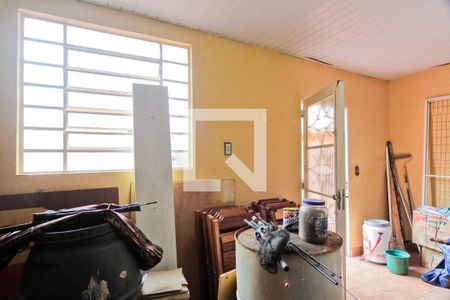 Casa à venda com 270m², 2 quartos e 2 vagasQuarto de Serviço