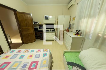 Quarto 1 de casa à venda com 2 quartos, 240m² em Pinheiros, São Paulo