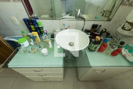 Casa à venda com 240m², 2 quartos e 7 vagas Casa à venda com 240m², 2 quartos e 7 vagasBanheiro