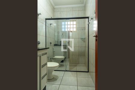 Casa para alugar com 150m², 3 quartos e 2 vagasBanheiro Social