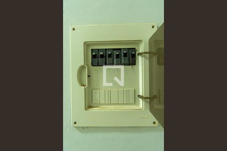 Casa para alugar com 150m², 3 quartos e 2 vagasDetalhe Corredor-caixa de energia