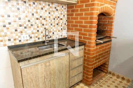 Casa para alugar com 150m², 3 quartos e 2 vagasQuintal com Área de Serviço e espaço gourmet-Churrasqueira e pia com gabinete