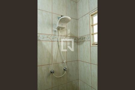 Casa para alugar com 150m², 3 quartos e 2 vagasBanheiro Social