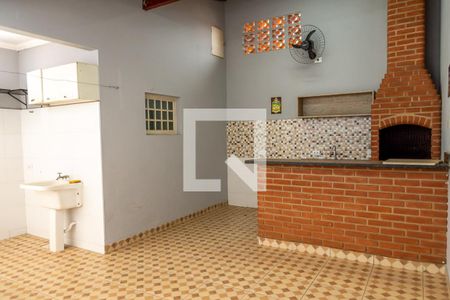 Casa para alugar com 150m², 3 quartos e 2 vagasQuintal com Área de Serviço e espaço gourmet
