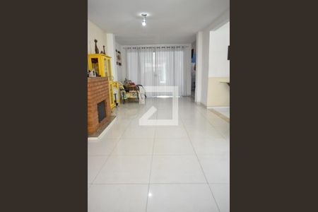 Sala de TV de casa à venda com 4 quartos, 700m² em Campo Grande, Rio de Janeiro