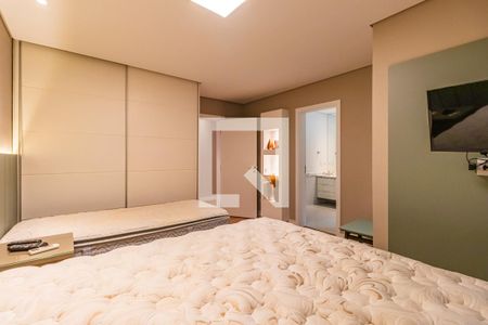 Casa de condomínio à venda com 732m², 4 quartos e 3 vagas Casa de condomínio à venda com 732m², 4 quartos e 3 vagasSuíte 3