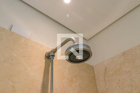 Casa de condomínio à venda com 732m², 4 quartos e 3 vagas Casa de condomínio à venda com 732m², 4 quartos e 3 vagasBanheiro 2 da Suíte 4