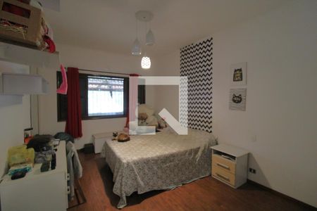 Casa à venda com 130m², 2 quartos e 2 vagasQuarto