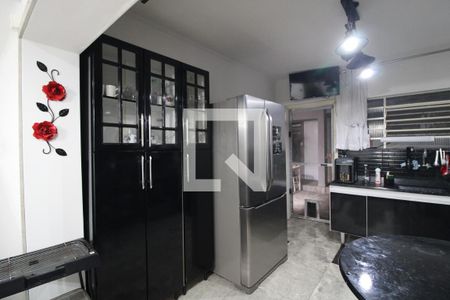 Casa à venda com 130m², 2 quartos e 2 vagasCozinha