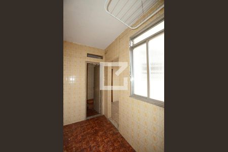 Apartamento à venda com 65m², 3 quartos e 1 vagaÁrea de Serviço