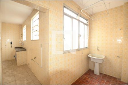 Apartamento à venda com 65m², 3 quartos e 1 vagaÁrea de Serviço