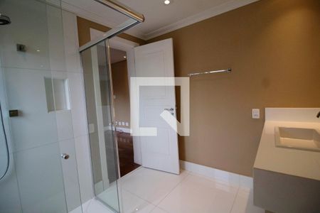 Apartamento à venda com 385m², 6 quartos e 6 vagasBanheiro da Suíte 2