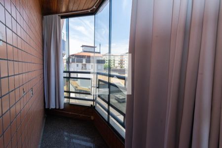 Apartamento à venda com 200m², 3 quartos e 3 vagasVaaranda da Suite