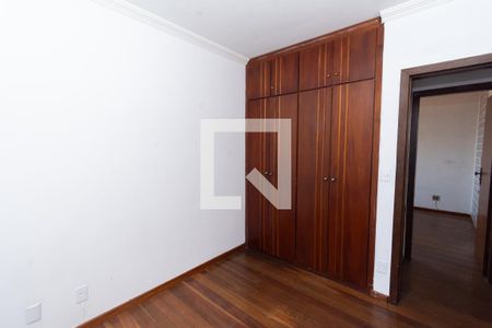 Apartamento à venda com 200m², 3 quartos e 3 vagasQuarto 2