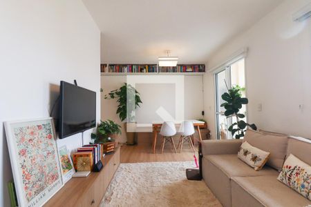 Sala de apartamento para alugar com 2 quartos, 54m² em Capão Raso, Curitiba