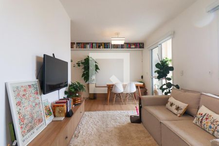 Sala de apartamento para alugar com 2 quartos, 54m² em Capão Raso, Curitiba