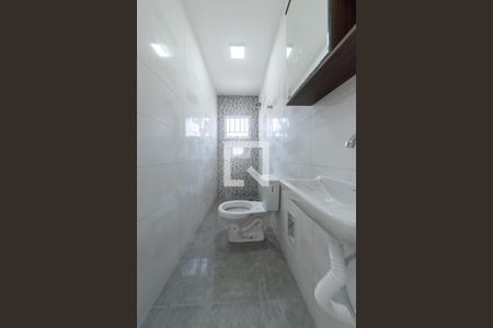 Banheiro de apartamento para alugar com 1 quarto, 30m² em Vila Santo Estefano, São Paulo
