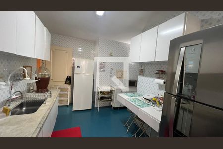 Apartamento à venda com 97m², 2 quartos e 1 vaga Apartamento à venda com 97m², 2 quartos e 1 vagaCozinha