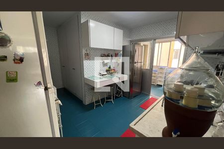 Apartamento à venda com 97m², 2 quartos e 1 vaga Apartamento à venda com 97m², 2 quartos e 1 vagaCozinha