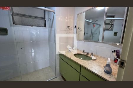 Apartamento à venda com 97m², 2 quartos e 1 vaga Apartamento à venda com 97m², 2 quartos e 1 vagaBanheiro