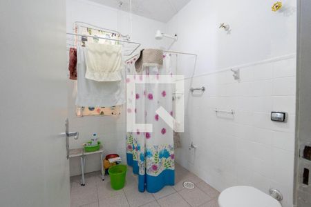 Banheiro de kitnet/studio à venda com 1 quarto, 56m² em Bela Vista, São Paulo