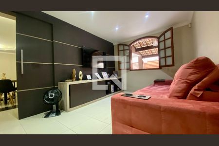 Sala 1 de casa para alugar com 4 quartos, 380m² em Conjunto Ademar Maldonado, Belo Horizonte