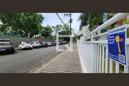 Apartamento para alugar com 93m², 2 quartos e 2 vagas Apartamento para alugar com 93m², 2 quartos e 2 vagasVista da Rua