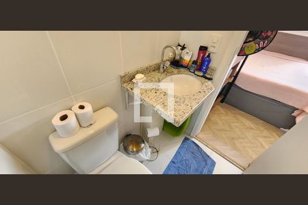 Apartamento para alugar com 93m², 2 quartos e 2 vagas Apartamento para alugar com 93m², 2 quartos e 2 vagasBanheiro da Suíte 2