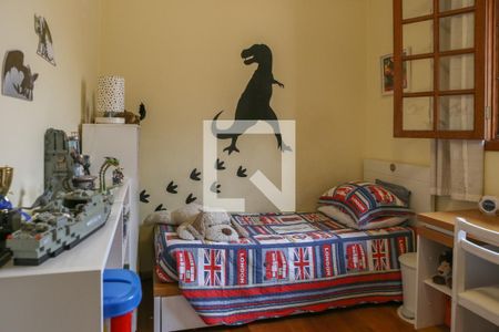 Casa à venda com 212m², 3 quartos e 2 vagas Casa à venda com 212m², 3 quartos e 2 vagasQuarto 3