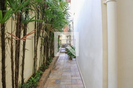 Casa à venda com 212m², 3 quartos e 2 vagas Casa à venda com 212m², 3 quartos e 2 vagasÁrea de Serviço e Quintal