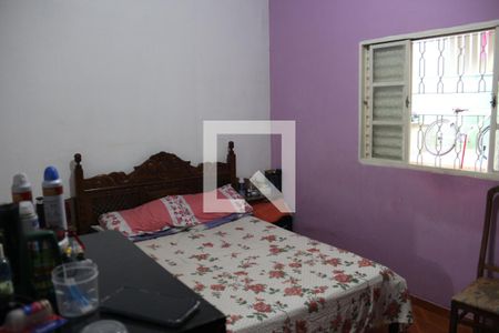 Casa à venda com 173m², 3 quartos e 2 vagasQuarto 2