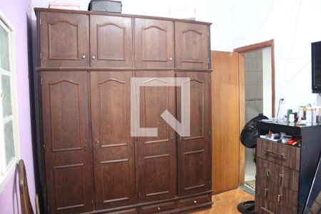 Casa à venda com 173m², 3 quartos e 2 vagasQuarto 2