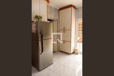 Casa à venda com 227m², 3 quartos e 4 vagas Casa à venda com 227m², 3 quartos e 4 vagasCozinha