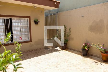 Casa à venda com 227m², 3 quartos e 4 vagas Casa à venda com 227m², 3 quartos e 4 vagasGaragem