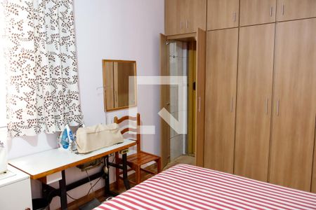 Casa à venda com 227m², 3 quartos e 4 vagas Casa à venda com 227m², 3 quartos e 4 vagasQuarto 3 - Suíte