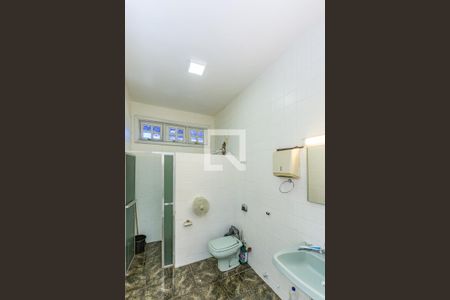 Casa à venda com 87m², 3 quartos e sem vaga Casa à venda com 87m², 3 quartos e sem vagaBanheiro