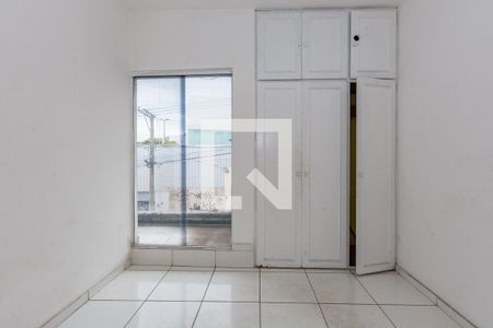 Casa à venda com 87m², 3 quartos e sem vaga Casa à venda com 87m², 3 quartos e sem vagaQuarto 2
