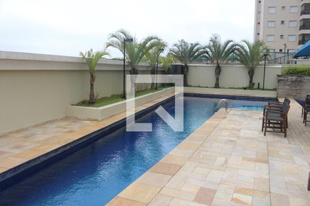 Apartamento à venda com 66m², 2 quartos e 1 vaga Apartamento à venda com 66m², 2 quartos e 1 vagaÁrea comum - Piscina