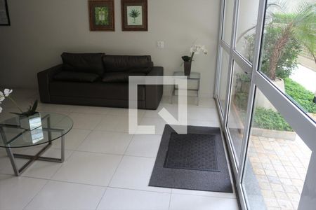 Apartamento à venda com 66m², 2 quartos e 1 vaga Apartamento à venda com 66m², 2 quartos e 1 vagaHall social