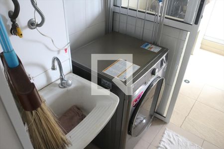 Apartamento à venda com 66m², 2 quartos e 1 vaga Apartamento à venda com 66m², 2 quartos e 1 vagaLavanderia