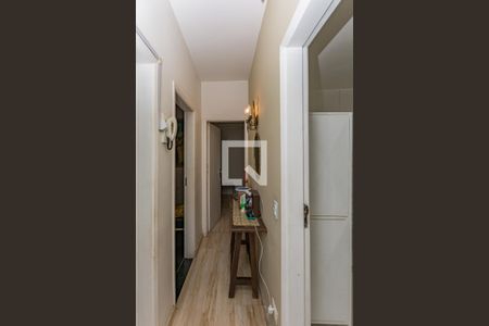 Apartamento à venda com 200m², 3 quartos e 4 vagasCorredor