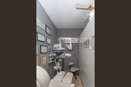 Apartamento à venda com 200m², 3 quartos e 4 vagasQuarto 3 reversível