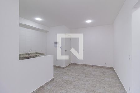 Sala de apartamento para alugar com 2 quartos, 46m² em Jardim Copiuva, Carapicuíba