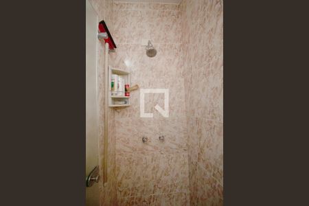 Casa à venda com 360m², 4 quartos e 4 vagas Casa à venda com 360m², 4 quartos e 4 vagasBanheiro 1